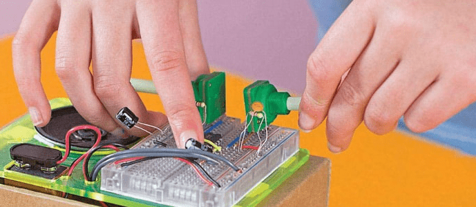 STEM syntezátor pro děti – hračka udělej si sám